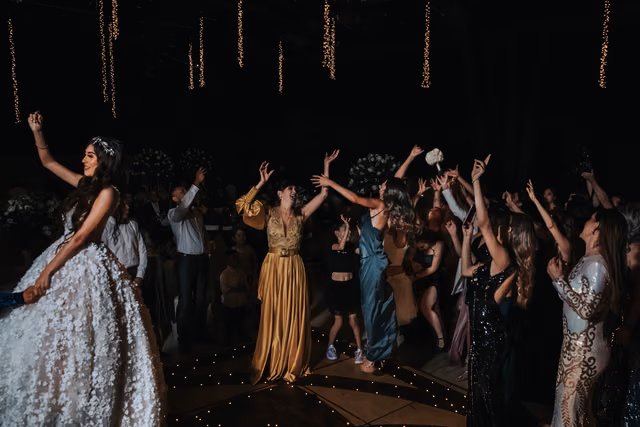 Boda de Paloma & Richard en Villa Tres Marias, Jocotepec, Jalisco